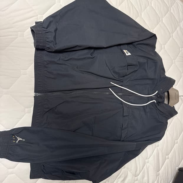 나이키 조던 바람막이