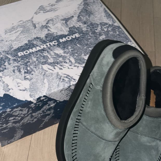 로맨틱무브 크로코 윈터슈즈 판매합니다.