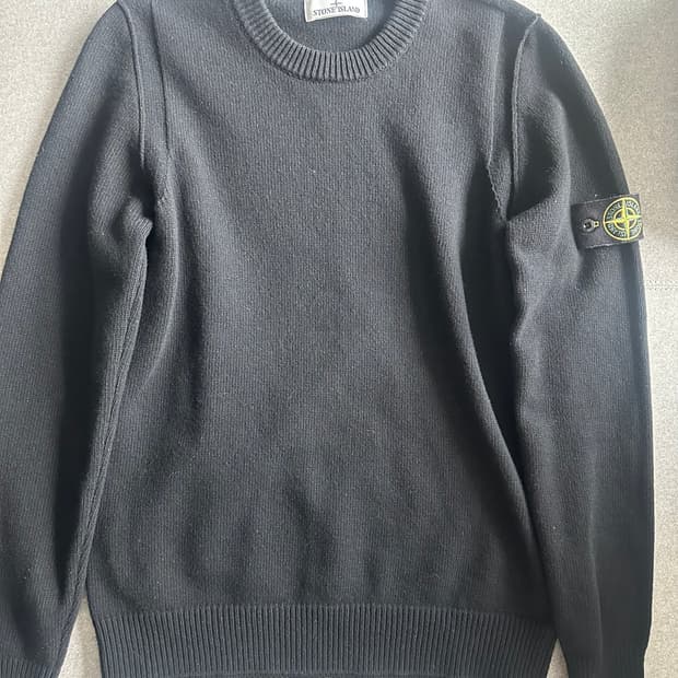 [M] 스톤아일랜드 니트 