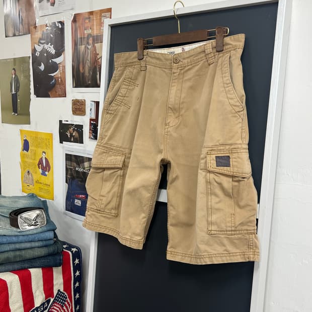 00s Levis 리바이스 카고 베이지 하프 팬츠