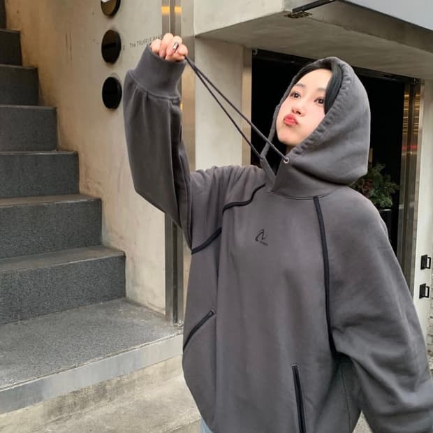 1회착용) 널디 Nerdy 핀휠 지퍼 후드티