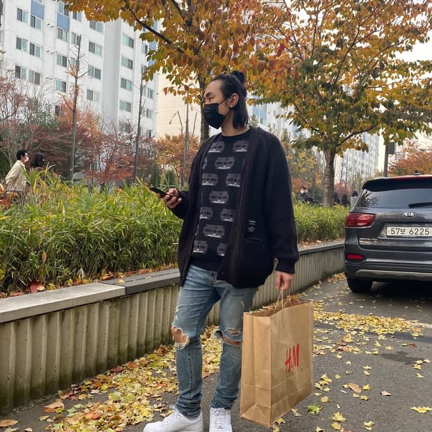 [31-32] La Maison Zamble 데미지 데님 연청 스키니진