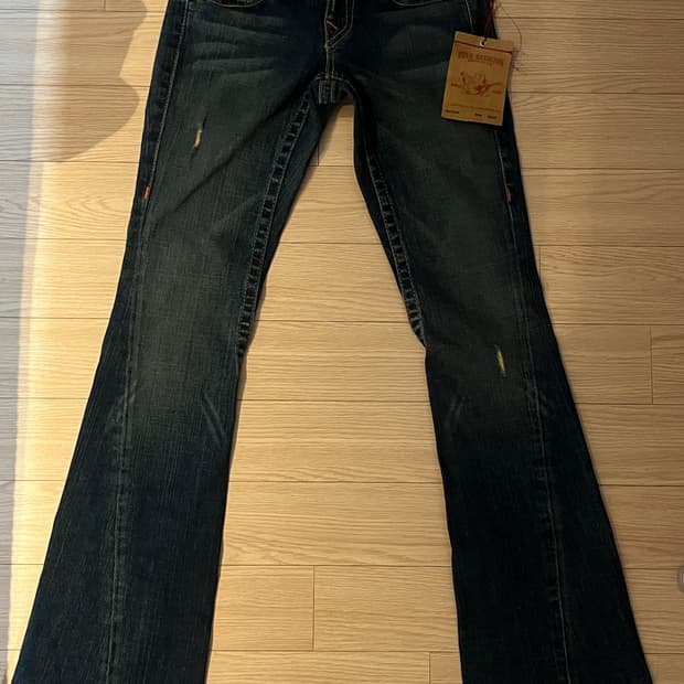 택o새상품) 트루릴리전 로우라이즈 부츠컷 데님 청바지 조이 