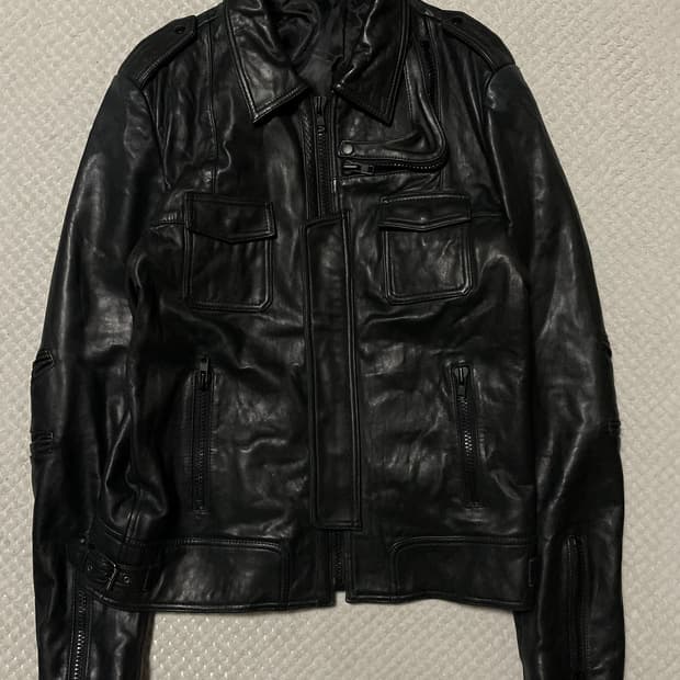 웨스턴 무드 램스킨 양가죽 포켓 디테일 레더 자켓