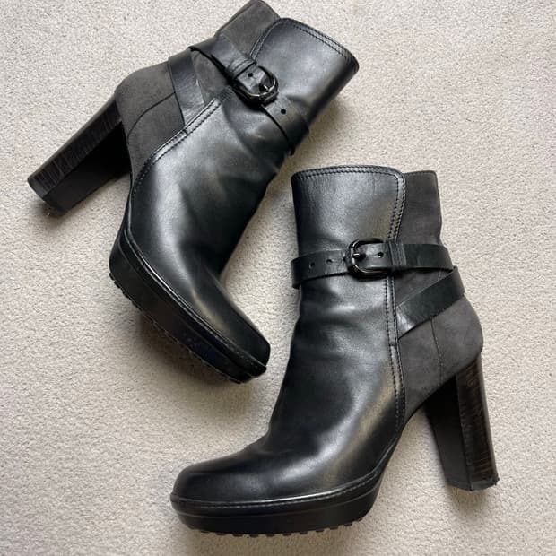 [38] TOD’S 토즈 여성 레더부츠 -245-250