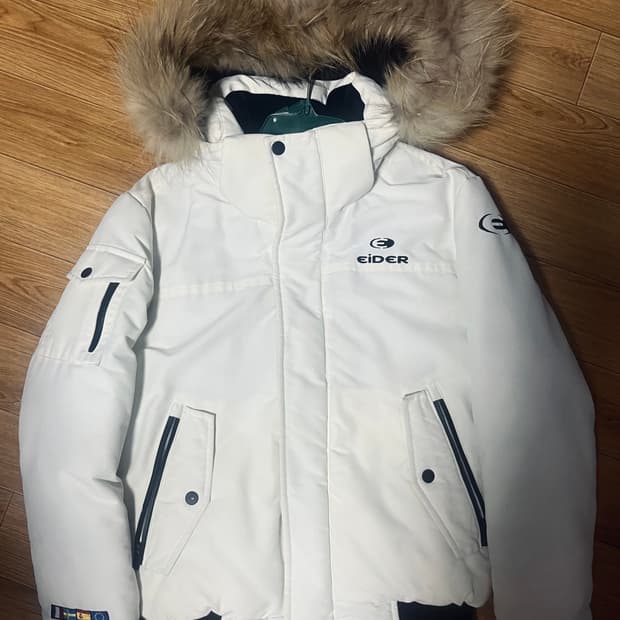 [xs]아이더 흰색 패딩