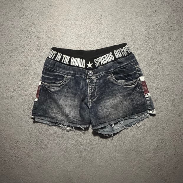 Y2k union jack short pants