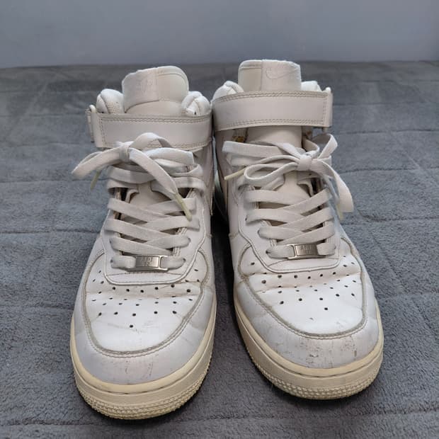 나이키 에어포스 1 미드 260