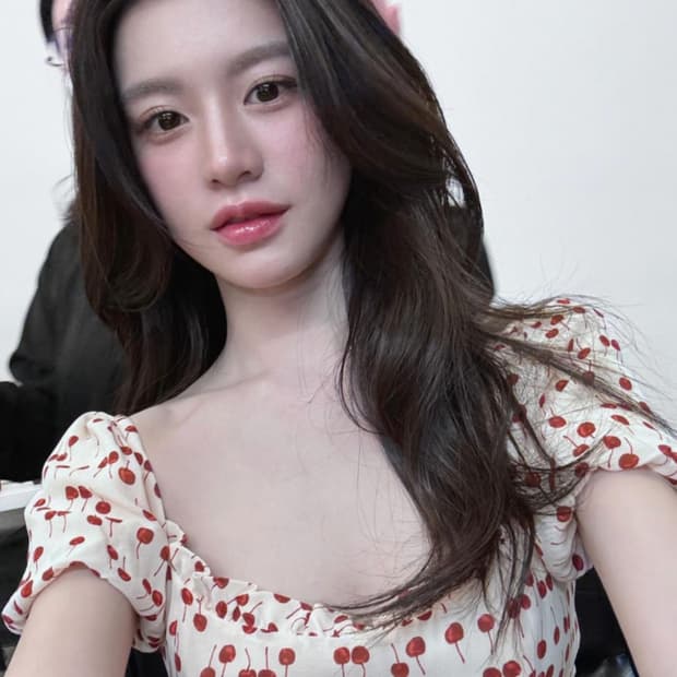 (고윤정 착용) 리포메이션 체리 Davonne 드레스