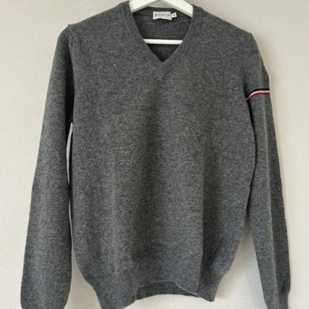 [정품] Moncler 울 100% 하이엔드 클래식 니트 그레이 XL