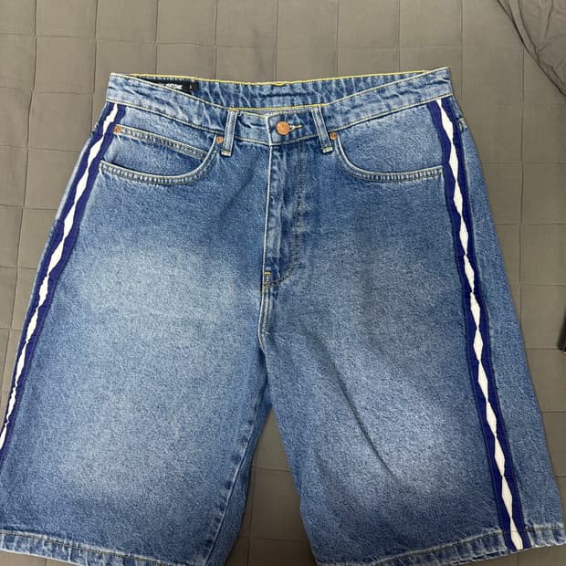 퍼킹어썸 striped jean short 32사이즈