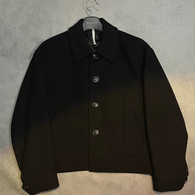 노이어 메리노울 오버핏 크롭 블루종 (블랙)