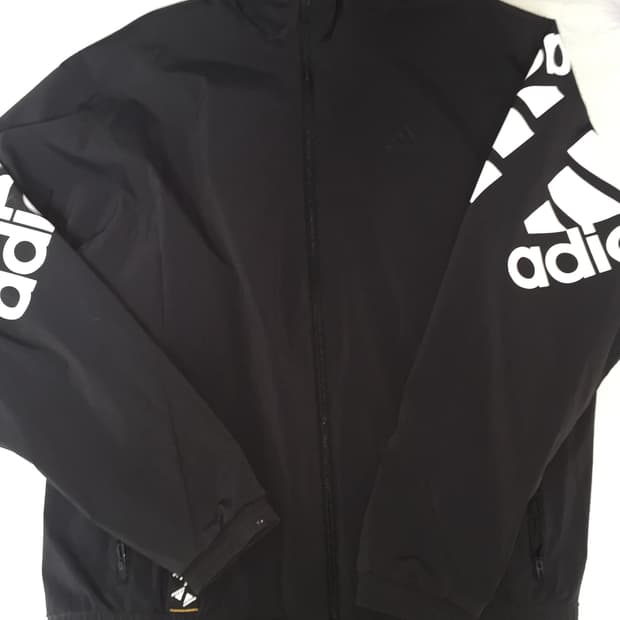 아디다스 바람막이