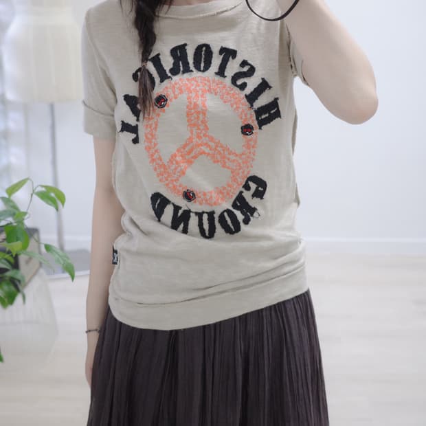 Historical ground beige tee