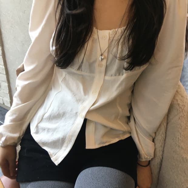 아워캐비넷 루비 퍼프 블라우스