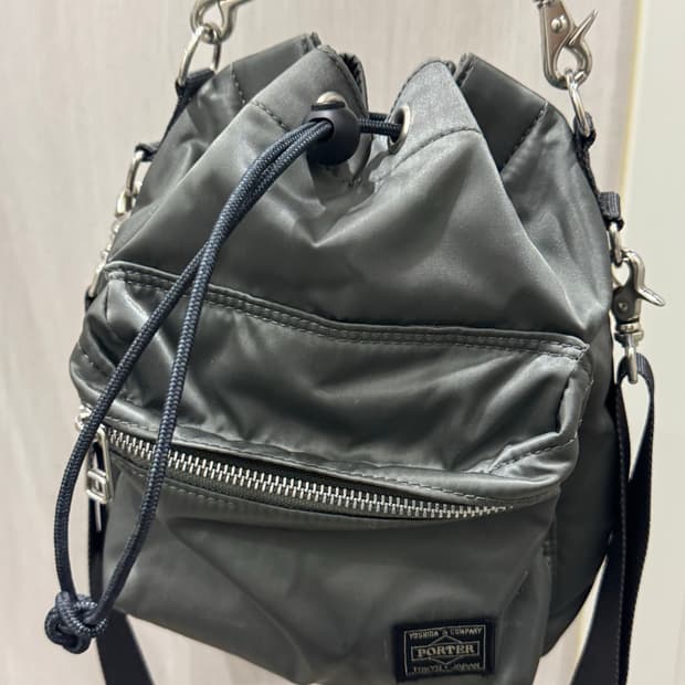 요시다 포터 벌룬삭 실버 그레이