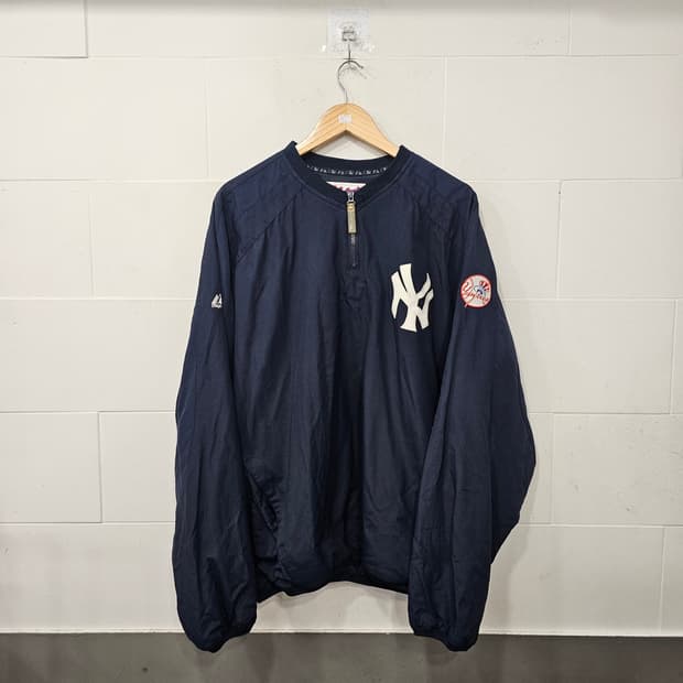마제스틱 뉴욕양키스 웜업 바람막이