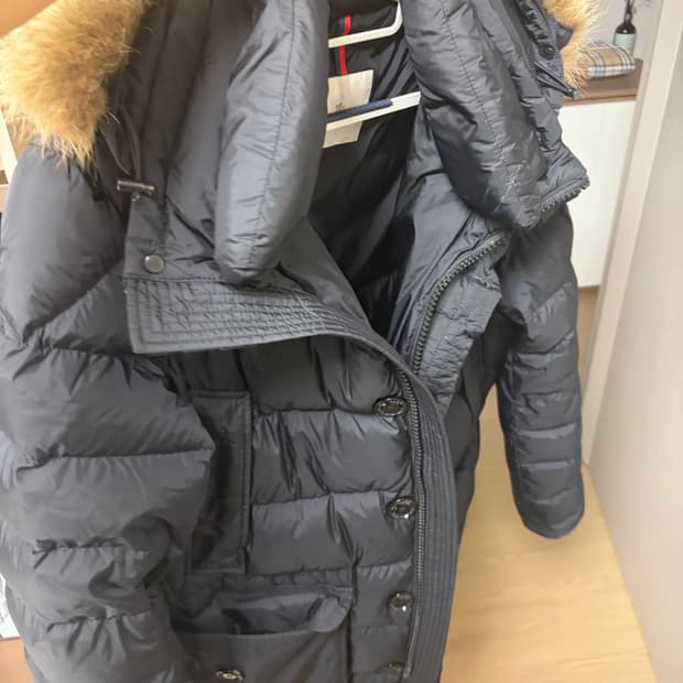 몽클래어 클루니 패딩