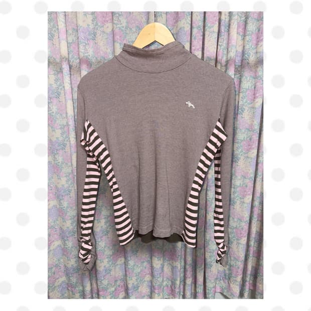 핑크 브라운 스트라이프 반목 티셔츠