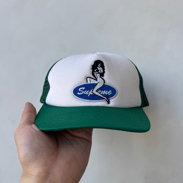 Fw22 슈프림 핀업걸 캡