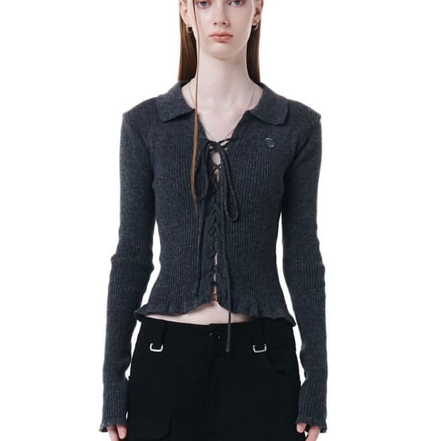 세릭 Eyelet Shirring Collar Knit Charcoal