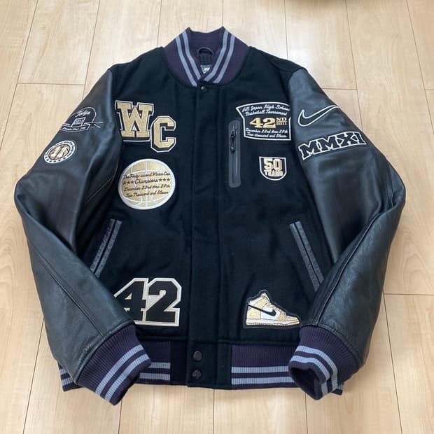 나이키 커스텀 바시티 레더 자켓