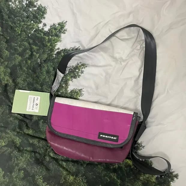 💝 프라이탁 하이파이브오 _ 마젠타핑크 💖