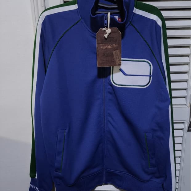 새거 M 미첼앤네스 밴쿠버커넉스 져지 집업