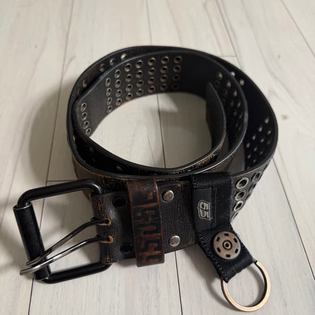 [OS] 디젤 빈티지 더블 아일렛 벨트