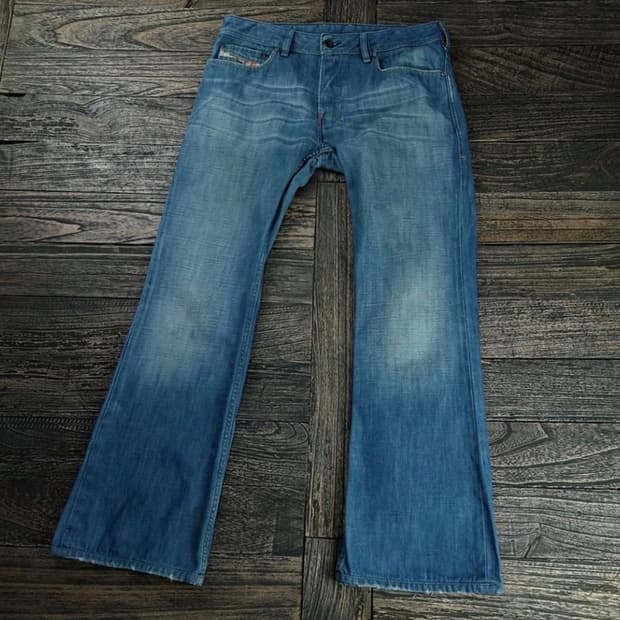 디젤 워시드 플레어 데님 30 판매