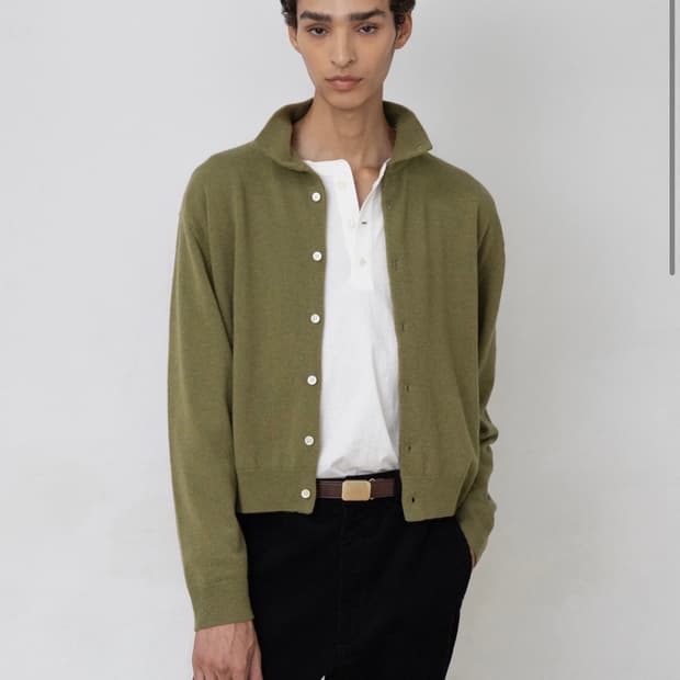 브라운야드 캐시미어 스탠드 카라 가디건