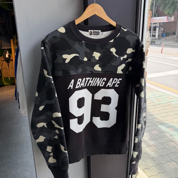 L/ 베이프 93레터링 흑계 맨투맨