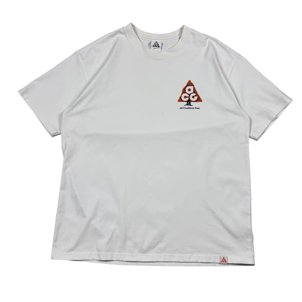 Acg 화이트 반팔티