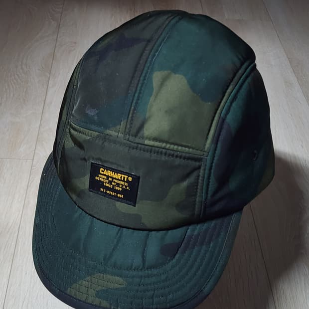 칼하트 WIP 밀리터리 카모 캡