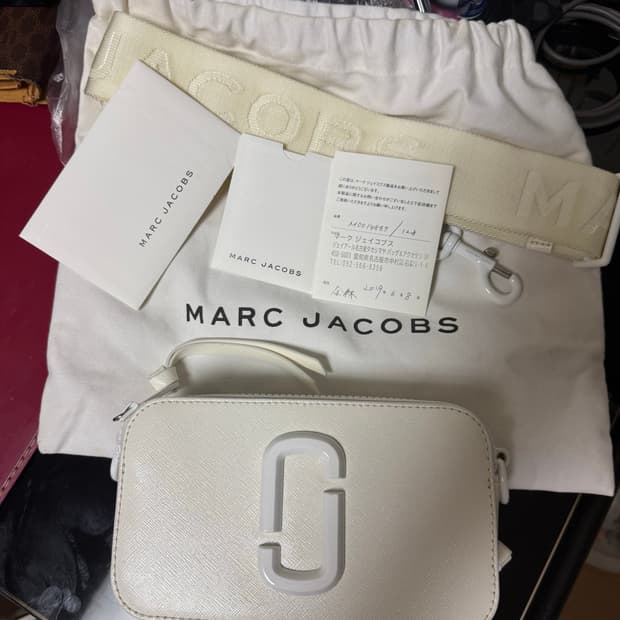 마크 제이콥스 카메라백