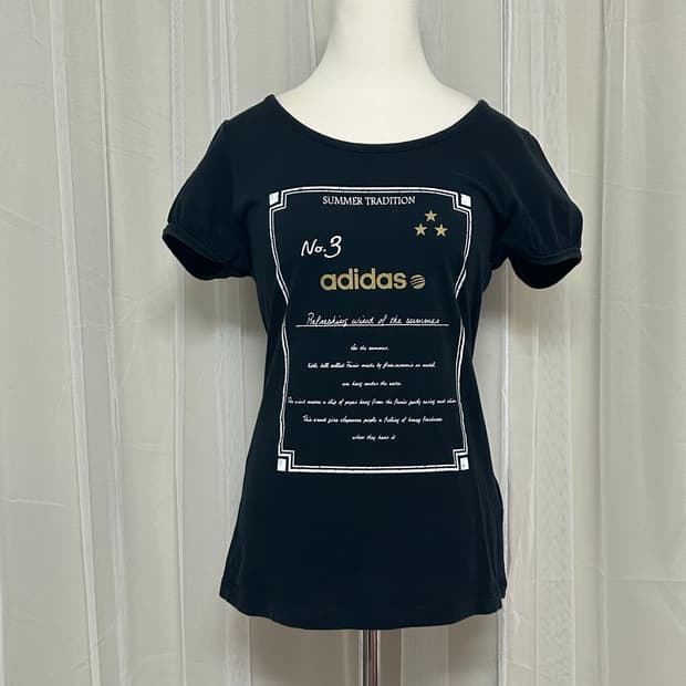 아디다스 퍼프소매 로걀맛 딱붙 탑