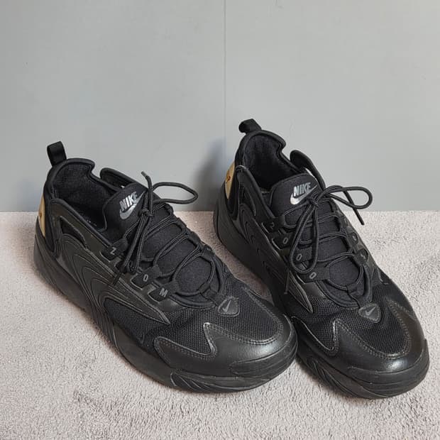 (275) 나이키 맨즈 줌2K 올검
운동화