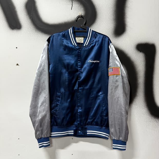 VTG 빈티지 올드스쿨 성조기 멀티 자수 사틴 바시티 자켓