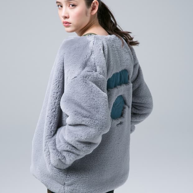 베이프 그레이 퍼 자켓 S