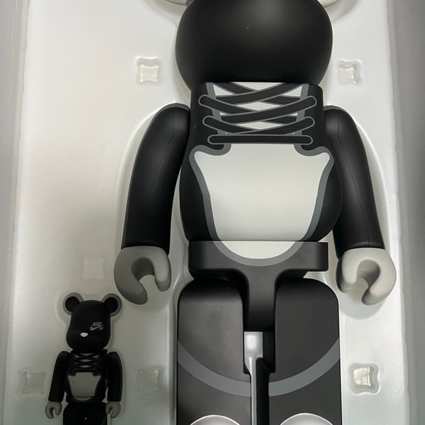 베어브릭 X 나이키 100% & 400%