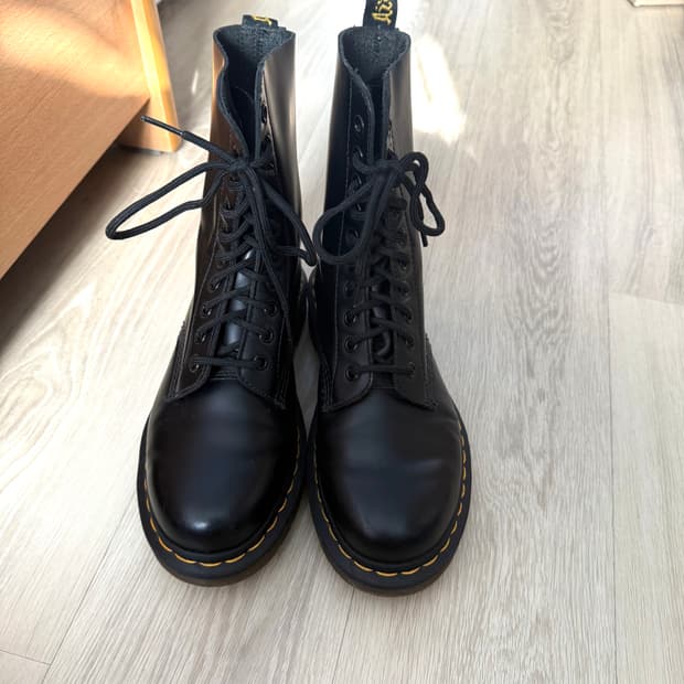 닥터마틴 1490 230