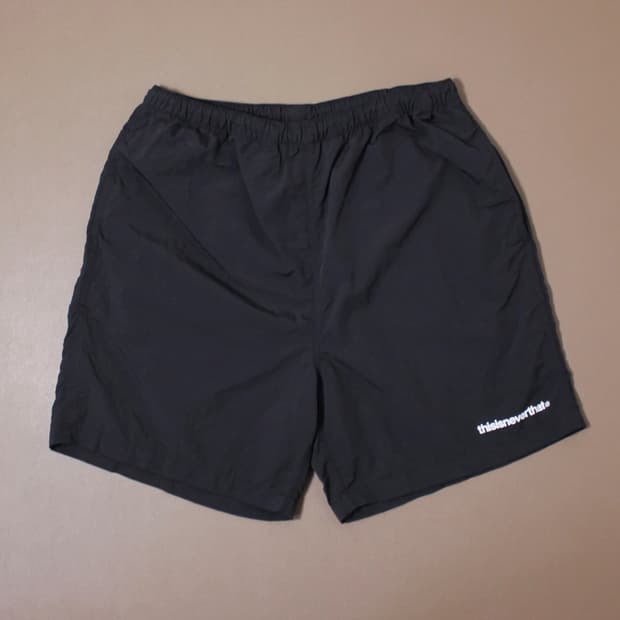 Thisisneverthat 디네뎃 블랙 반바지