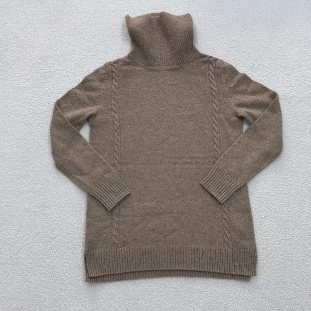 90 헤지스 케이블 니트 터틀넥 스웨터 0316E