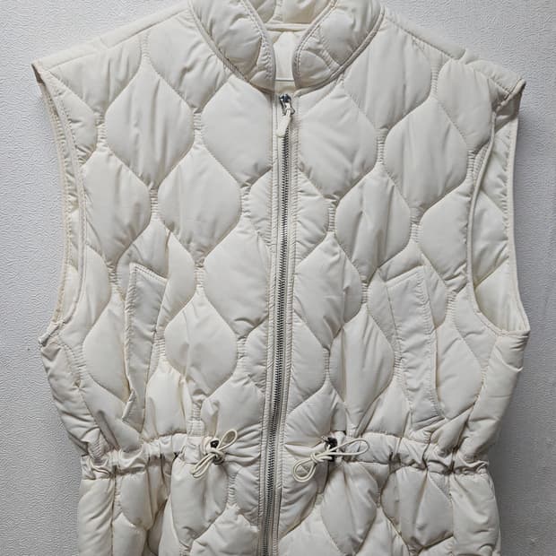 아이보리 퀼팅 조끼 패딩 베스트  M