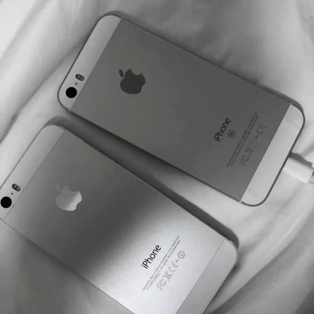 아이폰 5s 실버 16기가