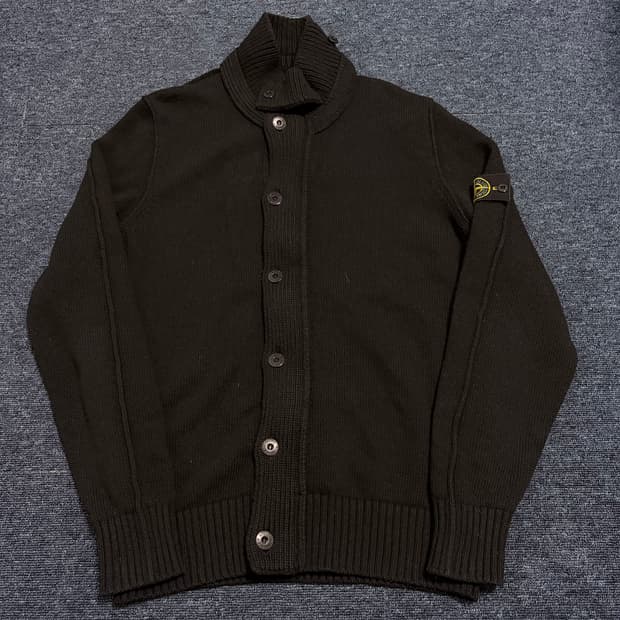 스톤아일랜드 하이넥 집업 가디건
