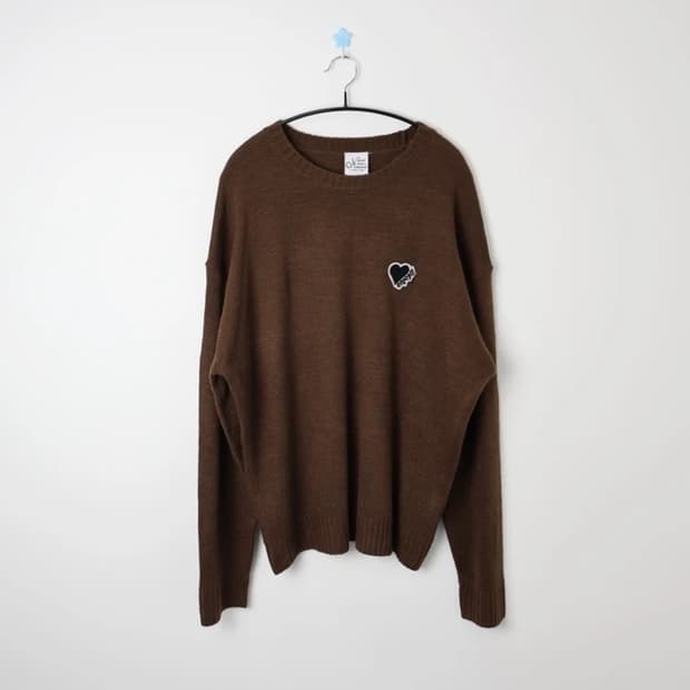 Kao Yori Akami × Freak’s Store Knit 