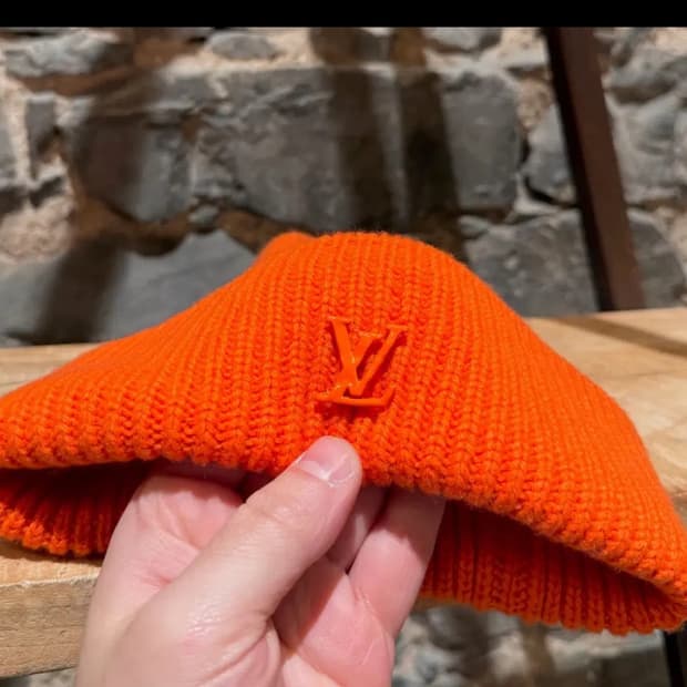 루이비통 어헤드 비니 오렌지