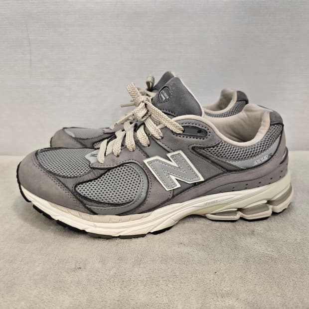 뉴발란스 M2002RNM 그레이 스니커즈 운동화 270