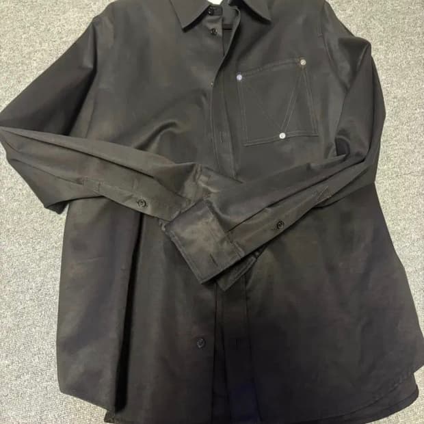 보테가 베네타 블랙 셔츠